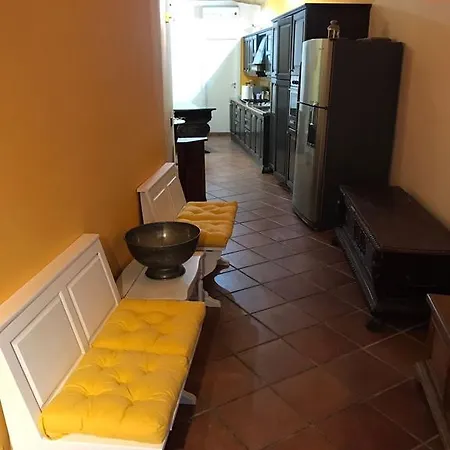 Bed & Breakfast Casa Capece Naples