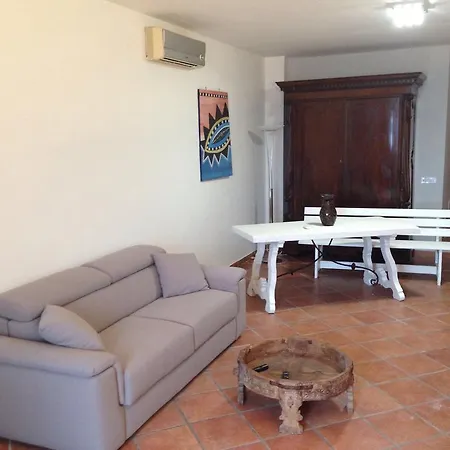 Casa Capece Bed & Breakfast *